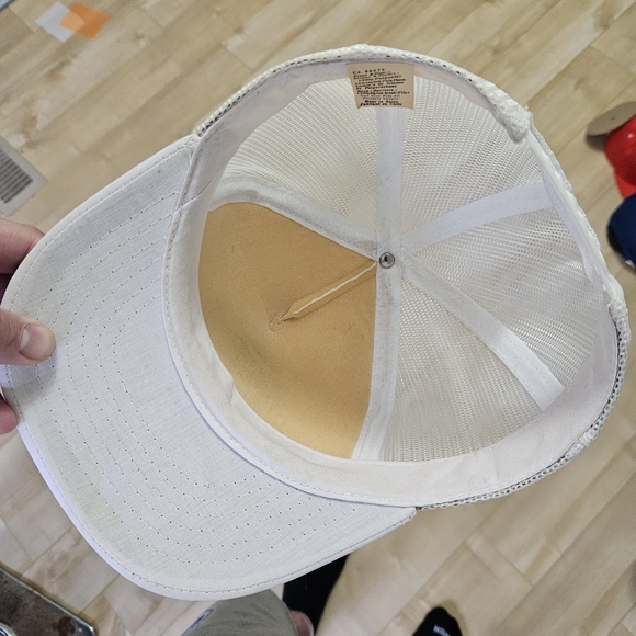 Vintage NHL Edmonton Oilers White Mesh Trucker Hat Made In Canada Reworked Clean - Picture 4 of 7